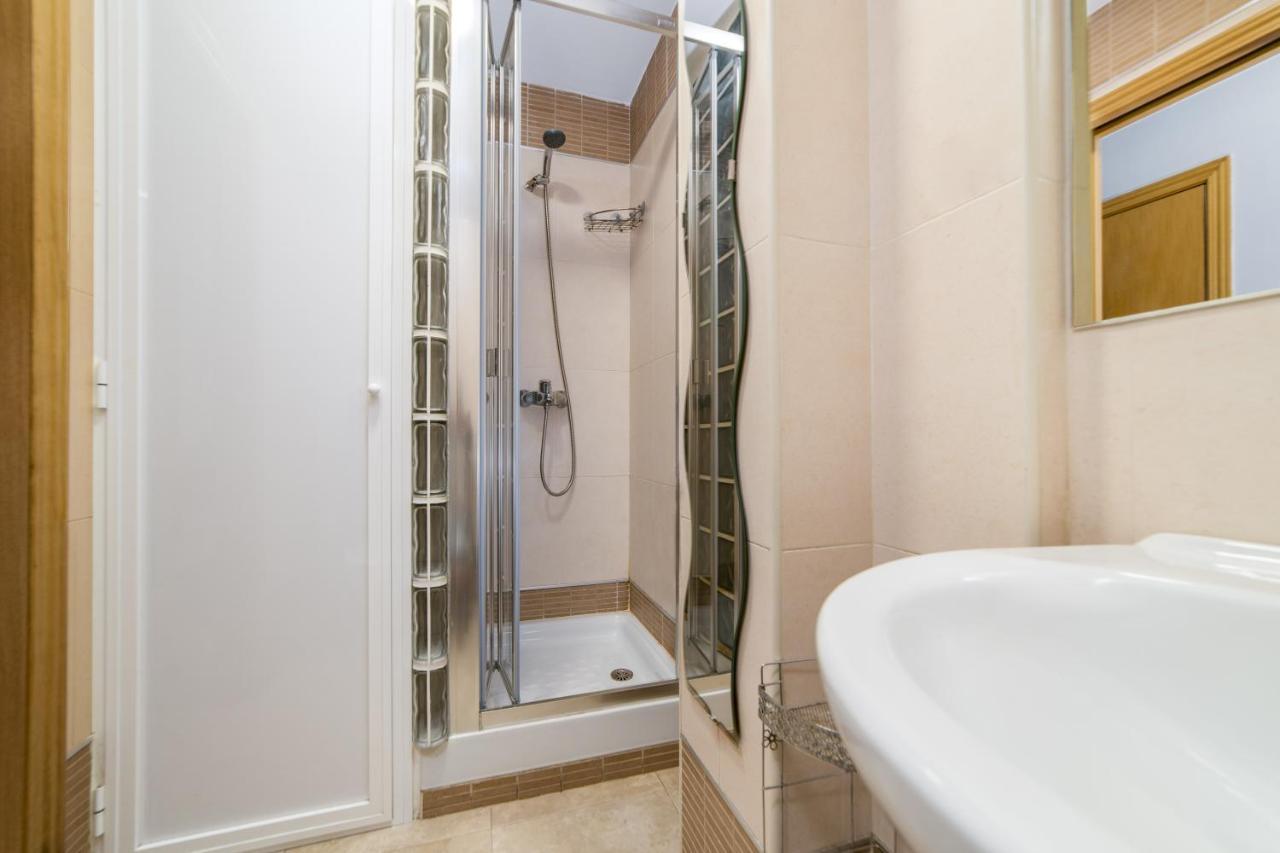 Apartamento Centrico Малага Экстерьер фото